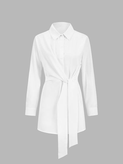 Długa koszula z kołnierzykiem i wiązana